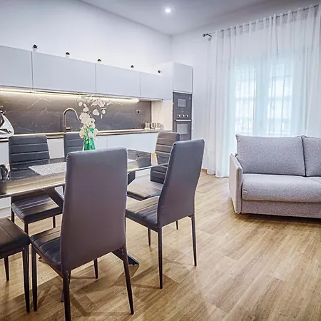 Apartment 5 Minuti Dalla - La Casa Di Cri *
